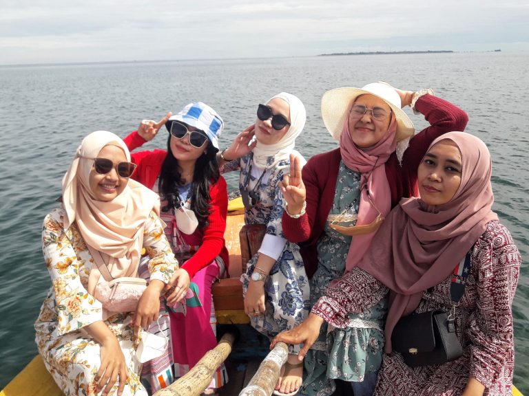 Kunjungan Wisata Snorkeling Gili Ketapang. Luburan tak terlupakan.